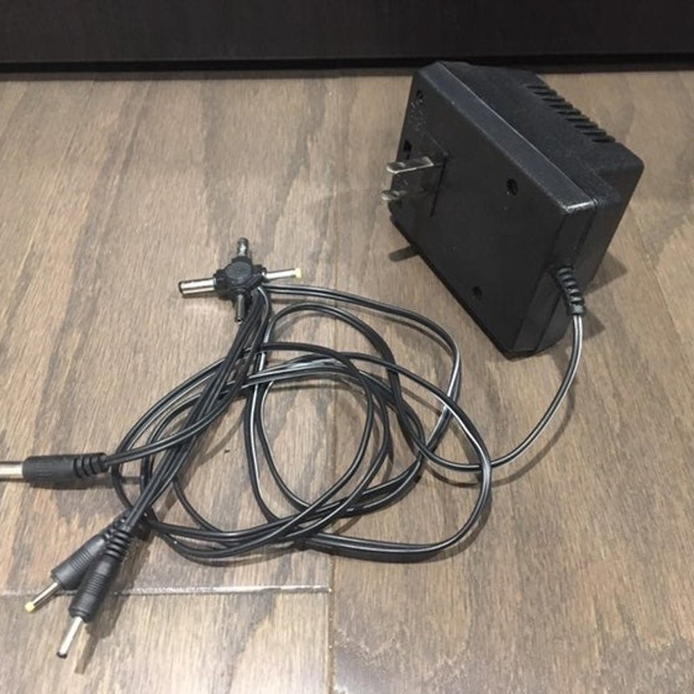 Trisonic Universal AC-DC Power Adapter